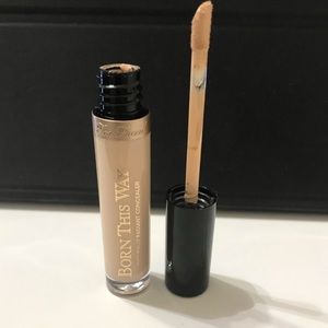 Too Faced Born This Way Concealer